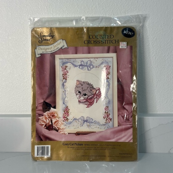 Something Special Counted Cross Stitch Kit Grey Cat Design 9"x12" Frame Included - Picture 1 of 7